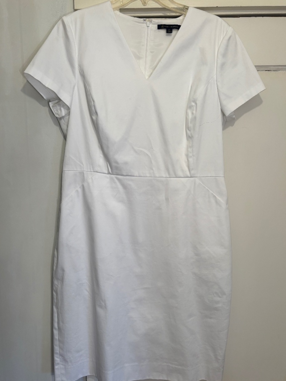 Like New Brooks Brothers Sheath Dress